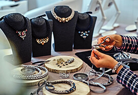 Jewelry & Jewelry Designers