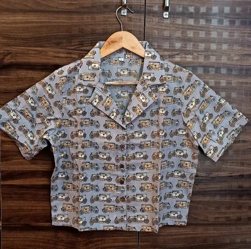 Grey Womens Printed Crop Shirt, Size: s to xxl
