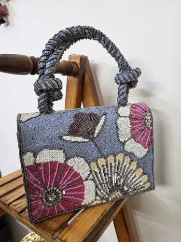 Embroidery sequence bag