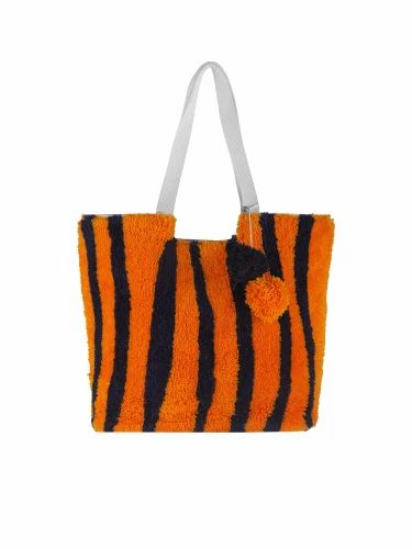 Tufting Ladies Handloom Hand Bag