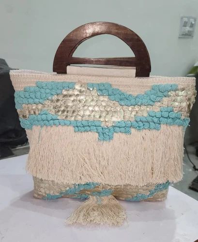 Cotton fringed Handbag