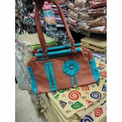 Polyurethane Ladies Stylish Handbag
