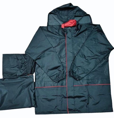 Men L Raincoat