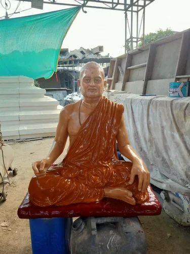 Pramukh swamiji statue, Size: 4 Feet