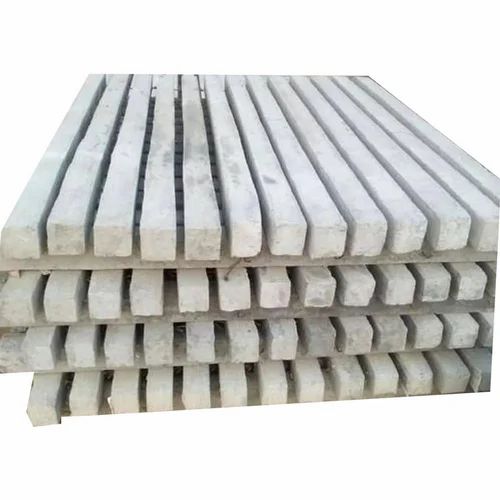 Rectangular RCC Cement Poles, 6 Feet