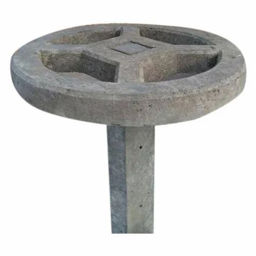 Cement Circular 4 Feet Dragon Fruit Poles
