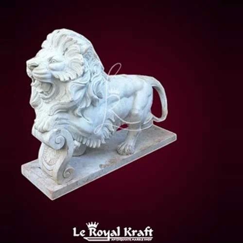 White Marble Lion Statue, for Interior Decor