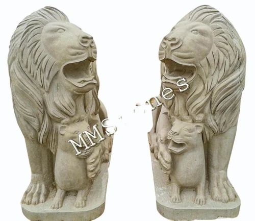 White Sandstone Lion Statue for Exterior Decor (2.5 Feet)