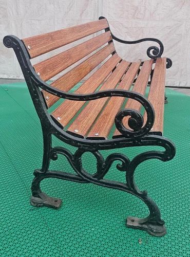 Iron 4 Seater Frp Strip Garden Bench, With Backrest