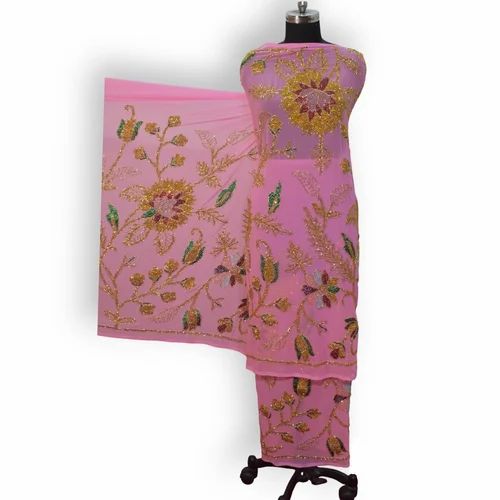 Embroidered sudanese toub