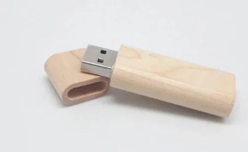 Black Plastic Pen Drive With Cap 8GB