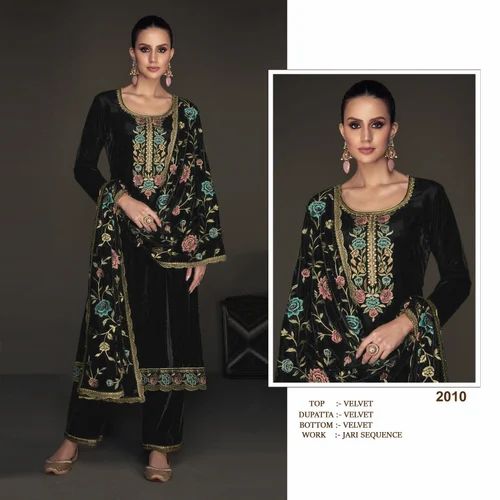 Fancy Ladies Velvet Suits, Straight, Black