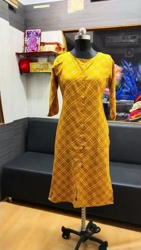 Cotton Embroidered Hand-Loom Kurti