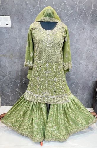 Georgette Goldi net farshi gharar
