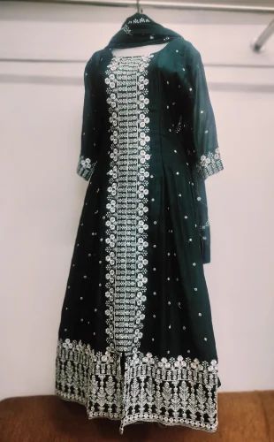 Embroidered Ladies Green Georgette Baro Kali Churidar Suit