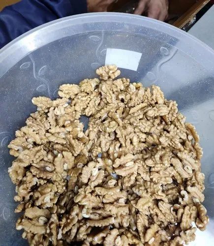 Organic Walnut Kernels, Form: Loose