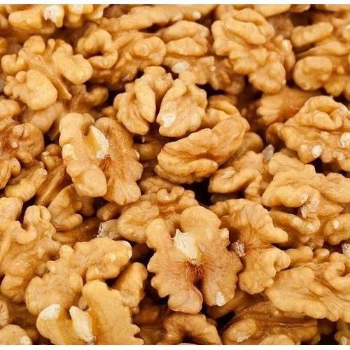 Thin Walnut Kernel, Packaging Size: 20 Kg, Model Name/Number: Wallnut Whole