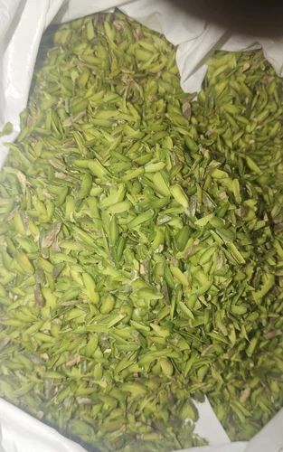 Loose Plain Fresh Pista Slices, 1 kg, Packaging Type: Vacuum Bag