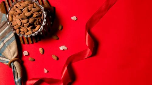 Roasted Flavored Almond Nuts, Packaging Type: Sacks, Packaging Size: 10 Kg