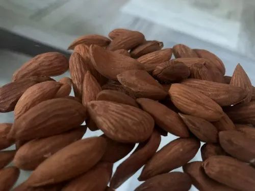 Afghan Mamra Almond, Whole