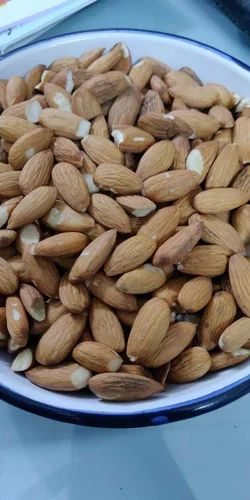 Regular Almond, Packaging Size: 1 Kg