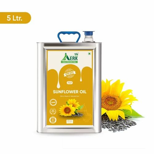 Sun flower oil Manufacturer in Ahmedabad, Packaging Size: 5 L