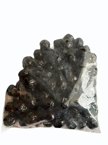 Unpitted / With Seed Dried Black Plum, Packaging Type: Vacuum Bag