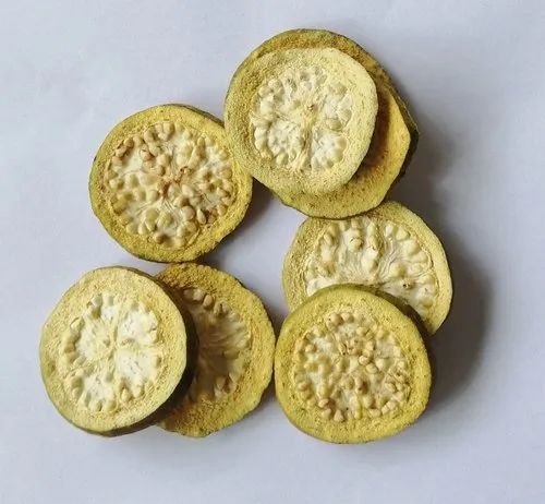 Pale Brownish Green Dehydrated Guava Flakes for Powdering, Packaging Size: 20kg