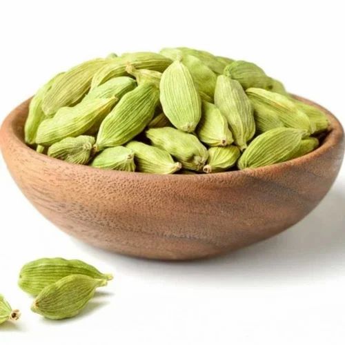 Whole Organic Green Cardamom