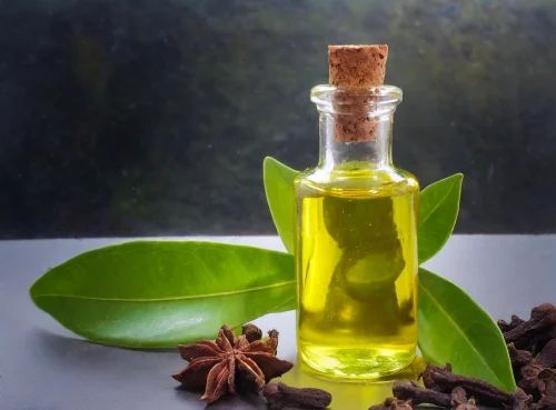Rectified Clove Leaf Oil, Packaging Type: Plastic Bottle, Packaging Size: 1 litre