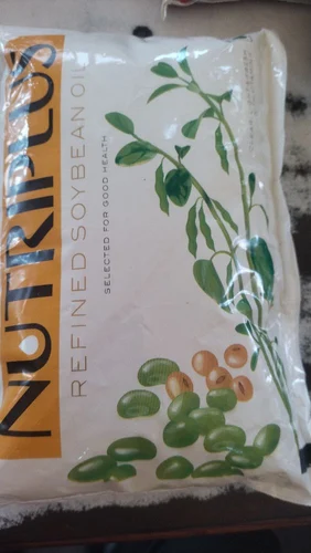 Fortune Refined Soyabean Oil Pouch (1 L)