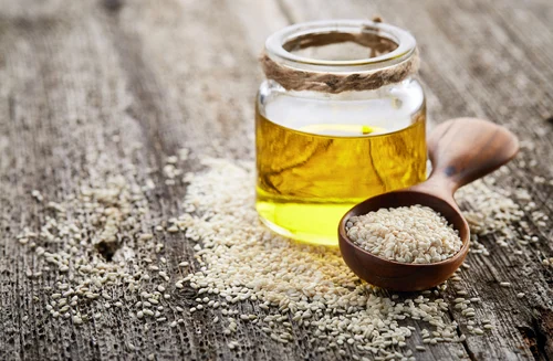 Golden Refined Sesame Oil, Packaging Type: Plastic Container, Packaging Size: 5 litre