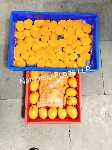 Mango Frozen Fruit Pulp, Packaging Size: 500 g