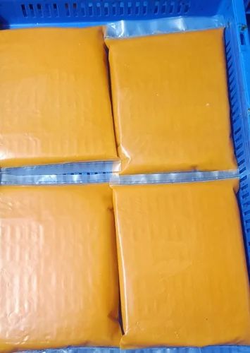 Mango Pulp Alphonso Mango Pulp, Packaging Type: Pouch, Packaging Size: 1 Kg