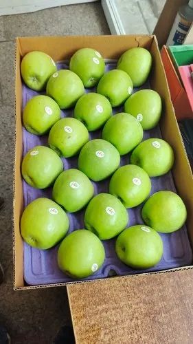A Grade Imported Green Apple, Packaging Size: 18 kg, Packaging Type: Carton
