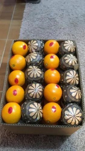A Grade Egyptian Valencia Orange 72/80/88/100 Count, Packaging Size: 16kg, Packaging Type: Carton