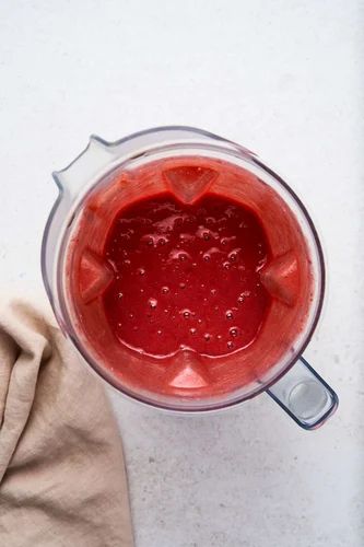 Natural Strawberry Pulp (50 Kg)