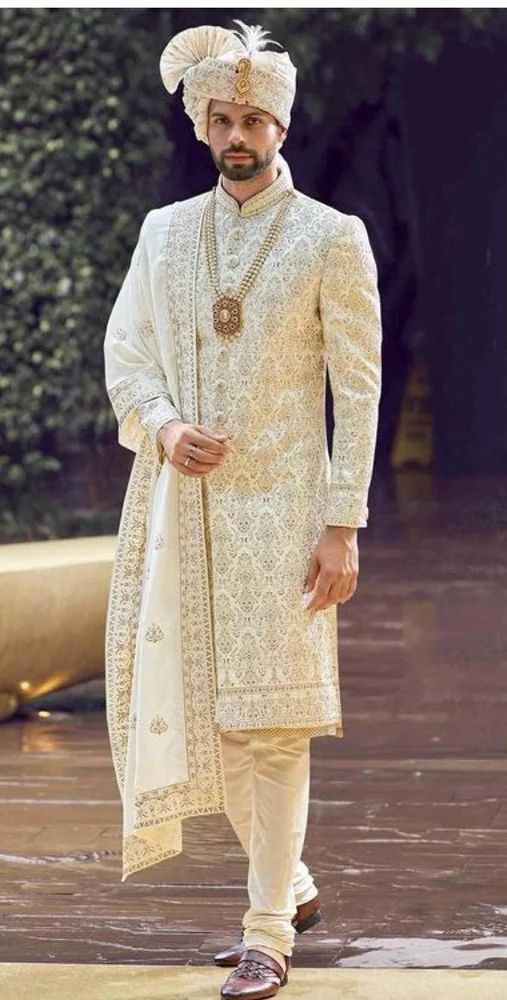 Men Sherwani