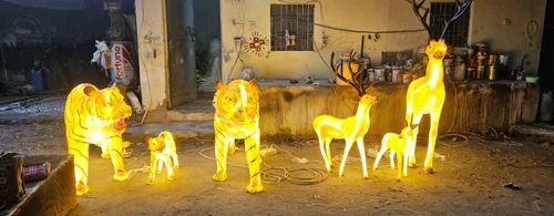 Glowing Frp Tiger Family Statue, Life Size