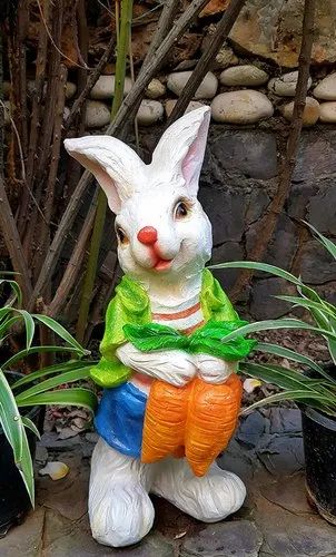 Rabbit with Carrot Resin Animal Figure for Garden Outdoor Decoration Items