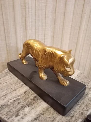 Home Decoration Pieces Metal Tiger Sculpture