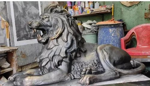 Fiber Lion Statue