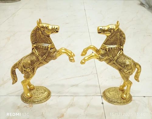 Metal gold plated horse statue