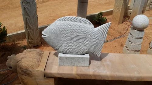 Matt White Marble Fish Statue, For Decoration, Size: 10inch (l)