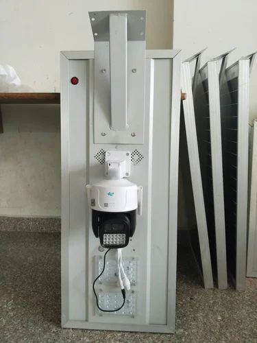 3 MP 4G Solar Camera With Inbuilt Street Light