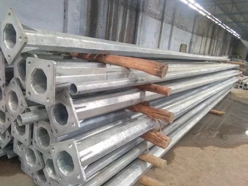 6m Single Arm CCTV Pole, Pole Height: 11 m