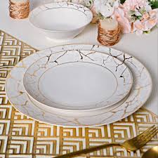 Crockery Set