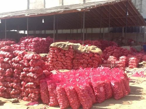 Red Onion Kharif Onions ( Bulk quantity, Inquiry Only), 20 Kg