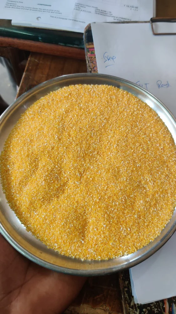 Maize Rava Corn Meal Or Corn Grits