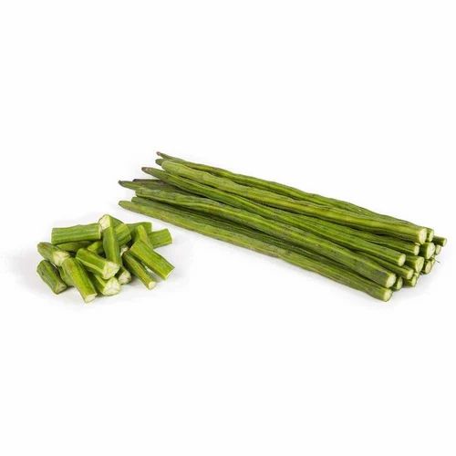 Maharashtra Green A Grade Organic Drumsticks, 4 %, Horseradish